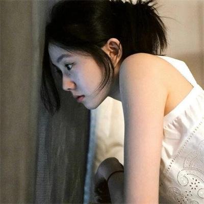 余烬2016封面